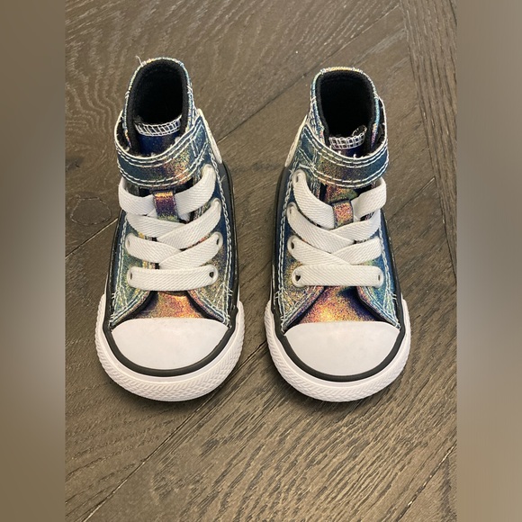 Baby Infant Converse Holographic Multicolor Slip On High Top Sneakers Size 2 - Picture 2 of 7